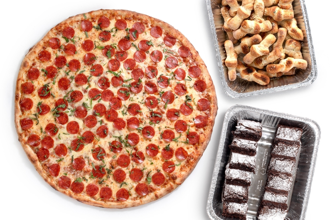 Assorted large pizzas for a catering party package